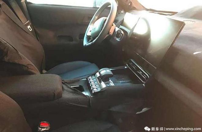 22万的比亚迪入门级硬派纯电+差速锁还配无人机！(图1)
