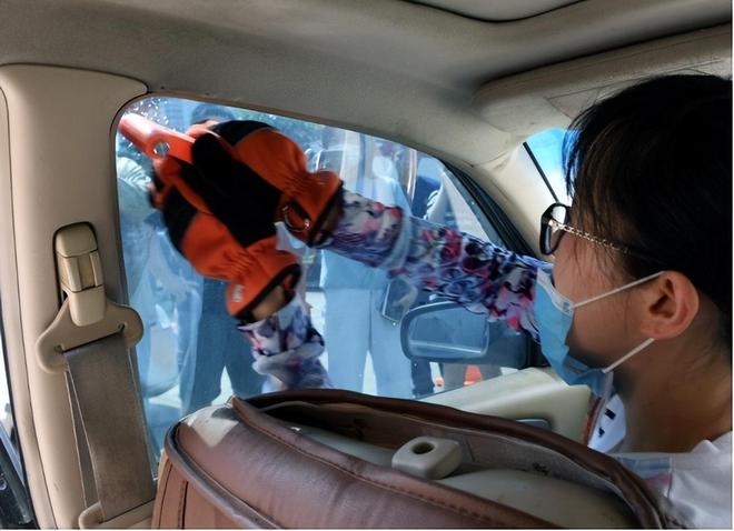 车内放什么防身工具最合适？交警：这几样随便带不用怕被罚(图9)