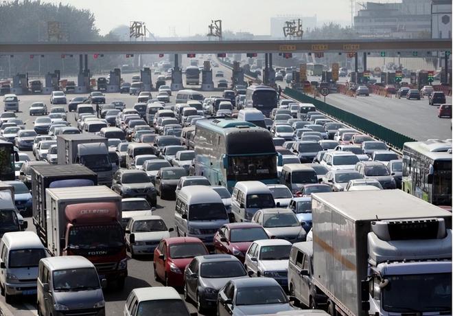 车内放什么防身工具最合适？交警：这几样随便带不用怕被罚(图22)