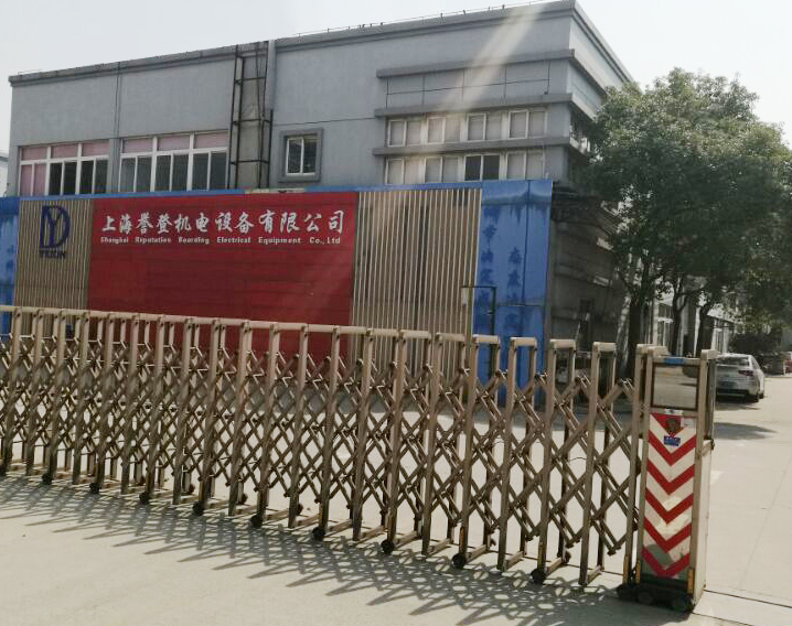 主减螺旋拧紧机(图4)