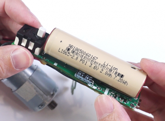 拆解小米电动螺丝刀：值得买吗(图6)