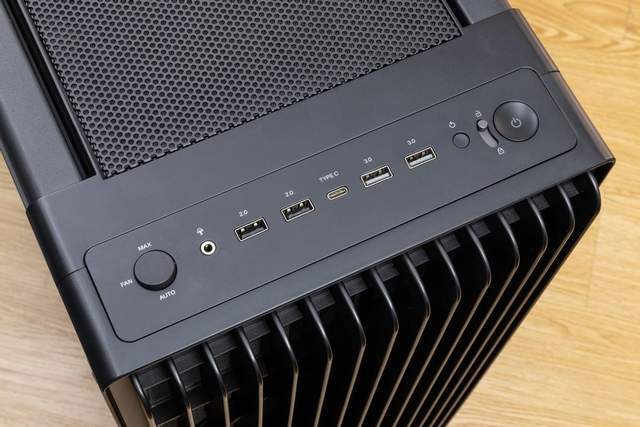 优雅的性能猛兽带你看专业创作者的电脑长什么样(图12)