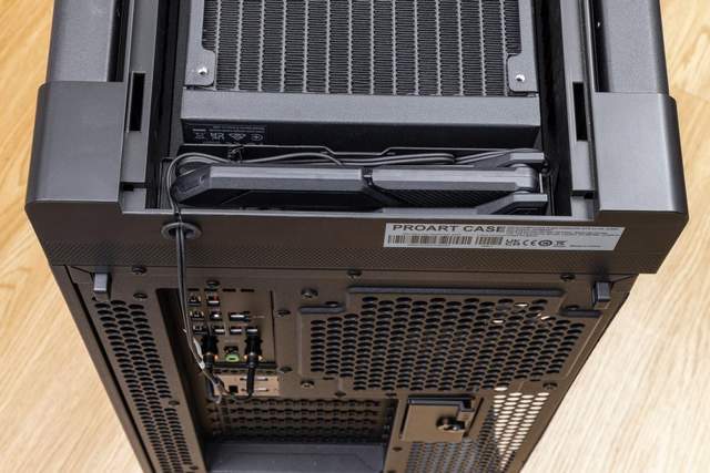 优雅的性能猛兽带你看专业创作者的电脑长什么样(图14)