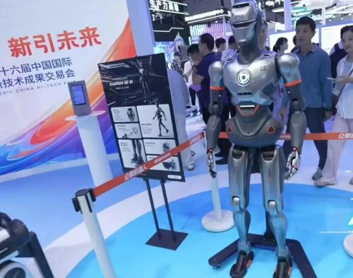 “人形机器人天团”火爆高交会专家预测5年内有望商业落地(图3)