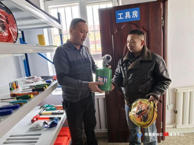 “共享工具屋”实现新疆阿勒泰地区537个村(社区)设置全覆盖(图1)