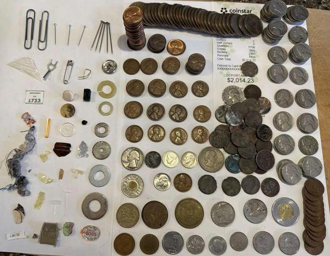 9旬老翁存了70年硬币巨大存钱罐超130斤！网友好奇：这得多少钱啊？！(图13)