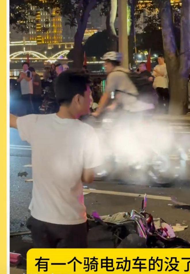 太惨!福州发生严重多车相撞地上有人躺着不动网传4人否认(图4)