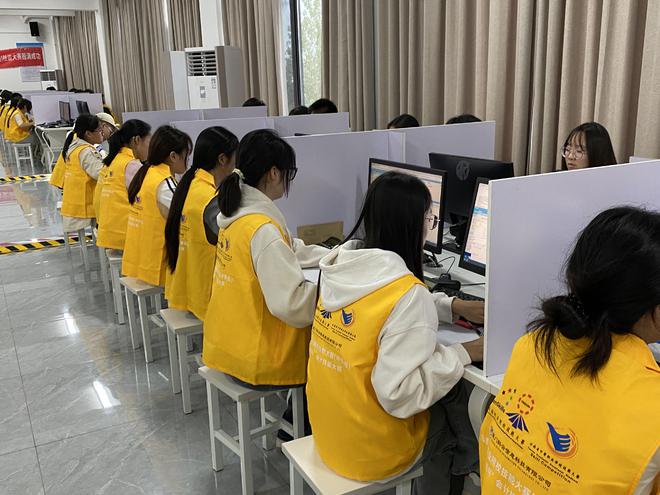 技能竞赛2024年云南省职业院校技能大赛（中职组）“科云杯”会计大赛在云南省玉溪工业财贸学校成功举办(图4)