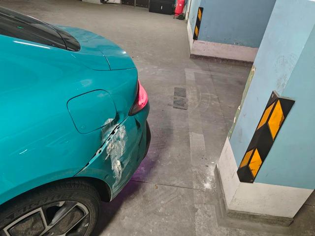 小米SU7自动泊车出现故障承认是BUG!第二款车型或明年2、3月上市(图2)