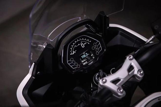 凯旋入门3缸休旅加强新款Tiger660标配定速巡航、双向快排(图4)