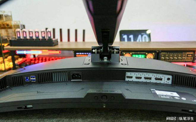 34寸2K180Hz高刷曲面屏的沉浸式体验——华硕战影34显示器评测(图13)