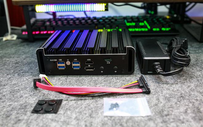 34寸2K180Hz高刷曲面屏的沉浸式体验——华硕战影34显示器评测(图45)