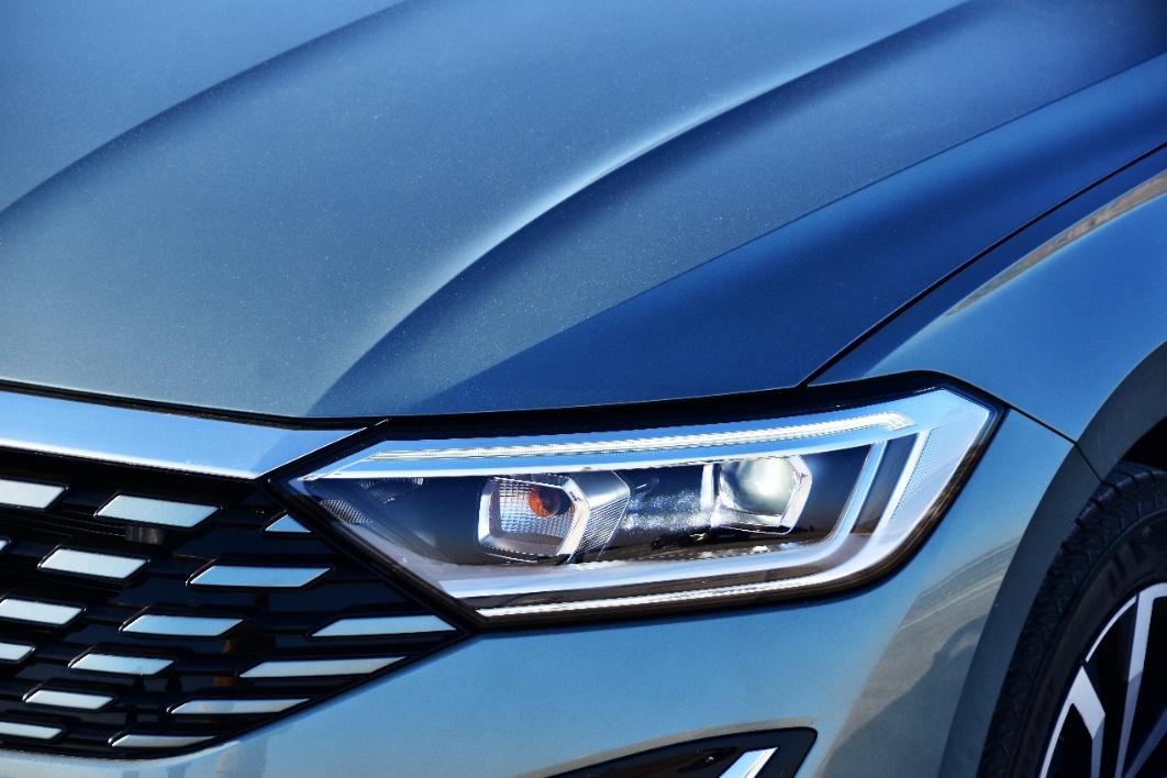 国民家轿王者回归——捷达VA7(图3)