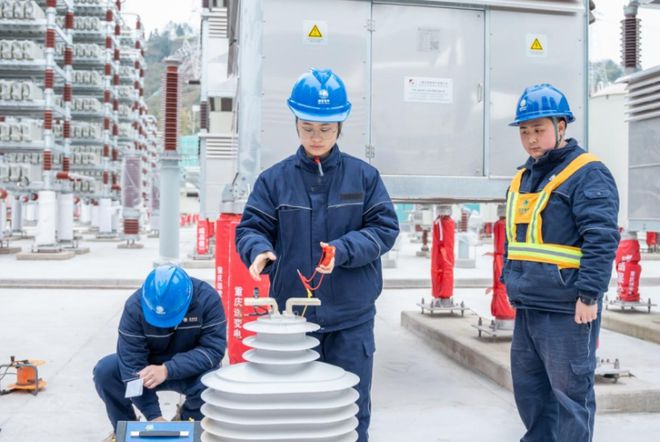 “疆电入渝”工程全面复工(图2)