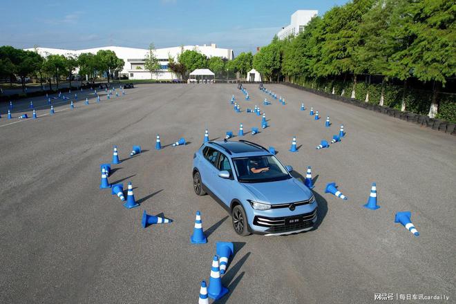 最省德系SUV油耗堪比混动下周成都见(图7)