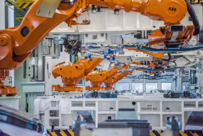 沃尔沃汽车成都工厂第100万辆整车下线！(图2)