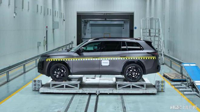 硬扛这波“物理攻击”！探秘途昂Pro安全研发(图12)