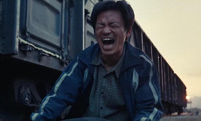 不会哭别尬演！满脸狰狞、眼神发狠的王宝强打脸多少假哭演员(图1)