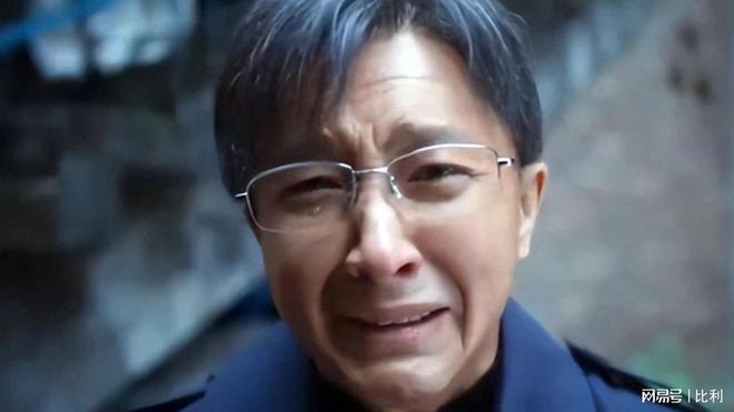 痛彻心扉！央视《借命而生》12集大结局是今年看过最催泪的结局(图7)