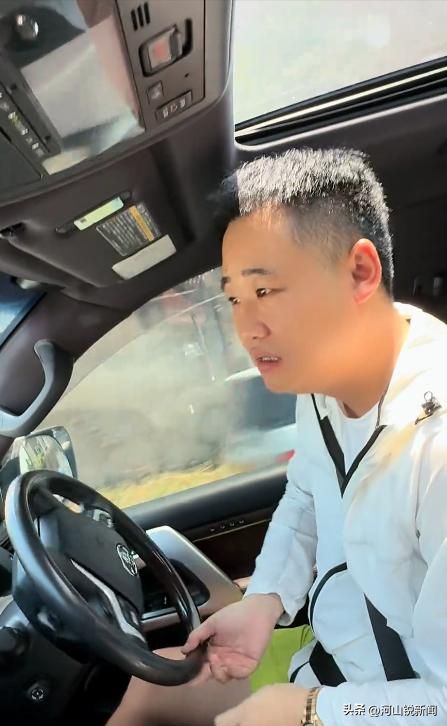 毛骨悚然！中国博主在非洲发现车身多一圆孔警方分析令人后怕(图5)
