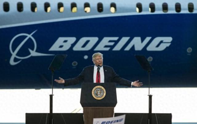 特朗普痛下决心：宁可舍弃1000亿的大生意也不能让中国断了后路(图8)