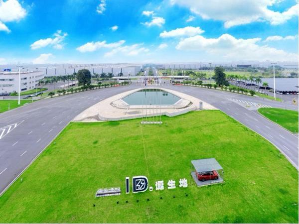 3000万辆整车即将下线：一汽-大众的“体系力”答卷与“用户心”回响(图1)