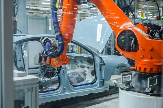 首家突破3000万辆！一汽-大众驶入“无人区”(图3)