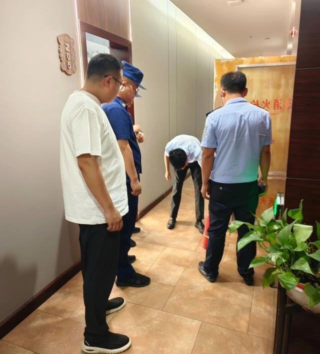 陕西府谷新民镇：拧紧燃气“安全阀”(图1)