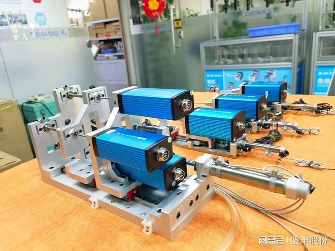 坚丰股份：无刷电批的特点与参数伺服电批主要功能核心特点(图2)