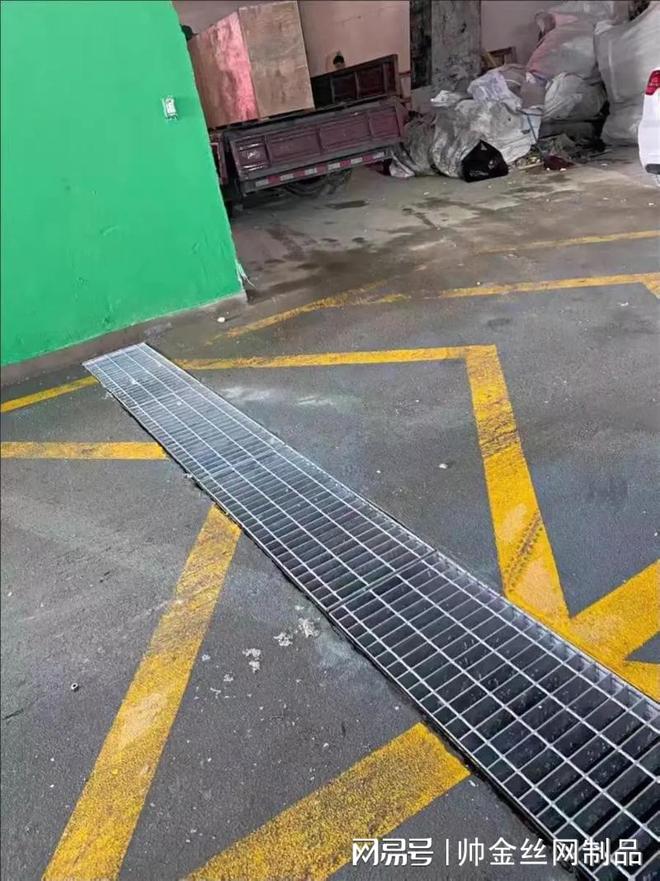 承重50吨的钢格板品质如何把控?不脱焊不虚标施工有保证(图1)