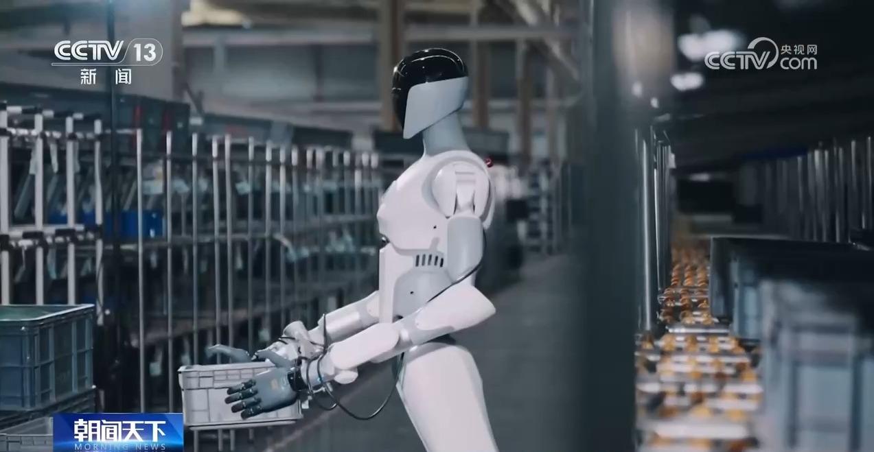 打爆米花、做咖啡、导购……人形机器人在深圳“上岗”了(图4)