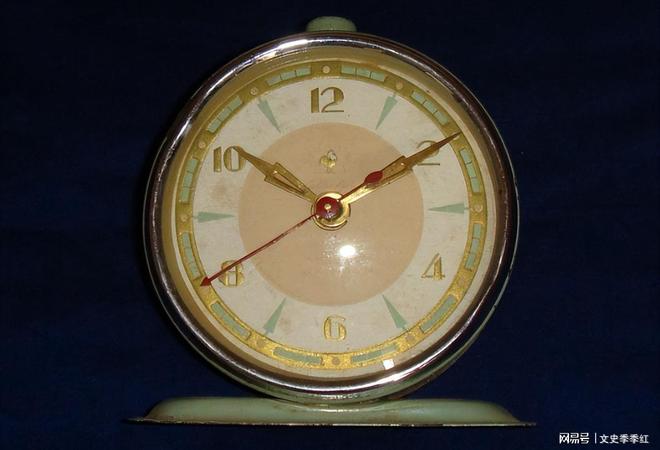 1955年国产第一块机械手表在天津诞生成国家一级文物收藏于馆(图3)