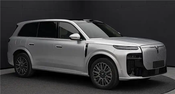 岚图泰山X8将于3月19日亮相:配问界M9同款四激光雷达(图1)