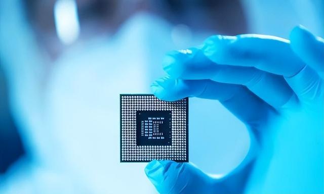 两会后必看!大厂收缩、房子不涨2026年普通人的钱到底从哪来?(图8)