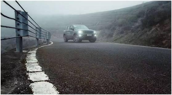 春风十里不如你福泉山麓试驾改款Jeep大切诺基(图1)