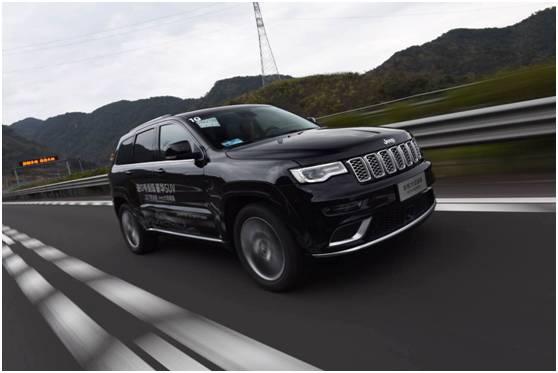 春风十里不如你福泉山麓试驾改款Jeep大切诺基(图6)