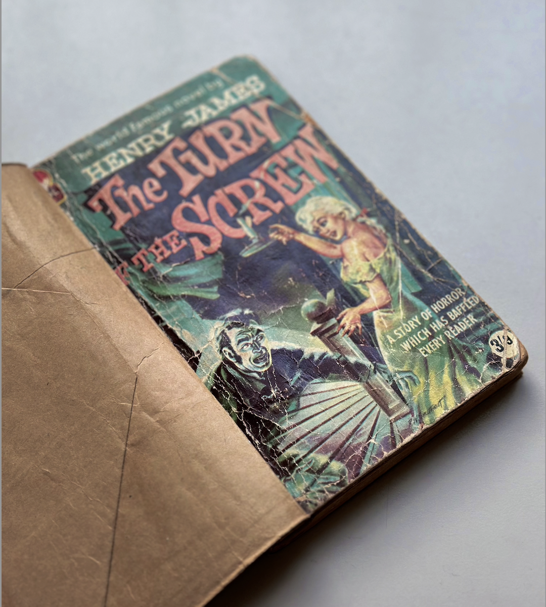 悬念的设置与叙事的艺术：《螺丝在拧紧(图2)