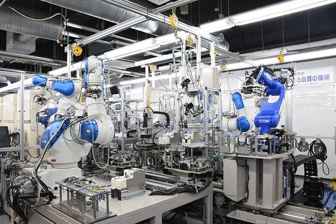 【火腿快新闻】你的电台可能是机器人组装的(图1)